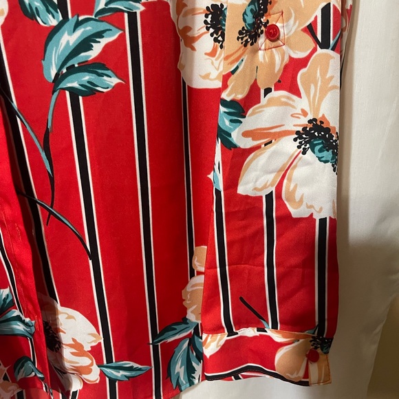Express Red Floral Button Down Shirt - Picture 6 of 8
